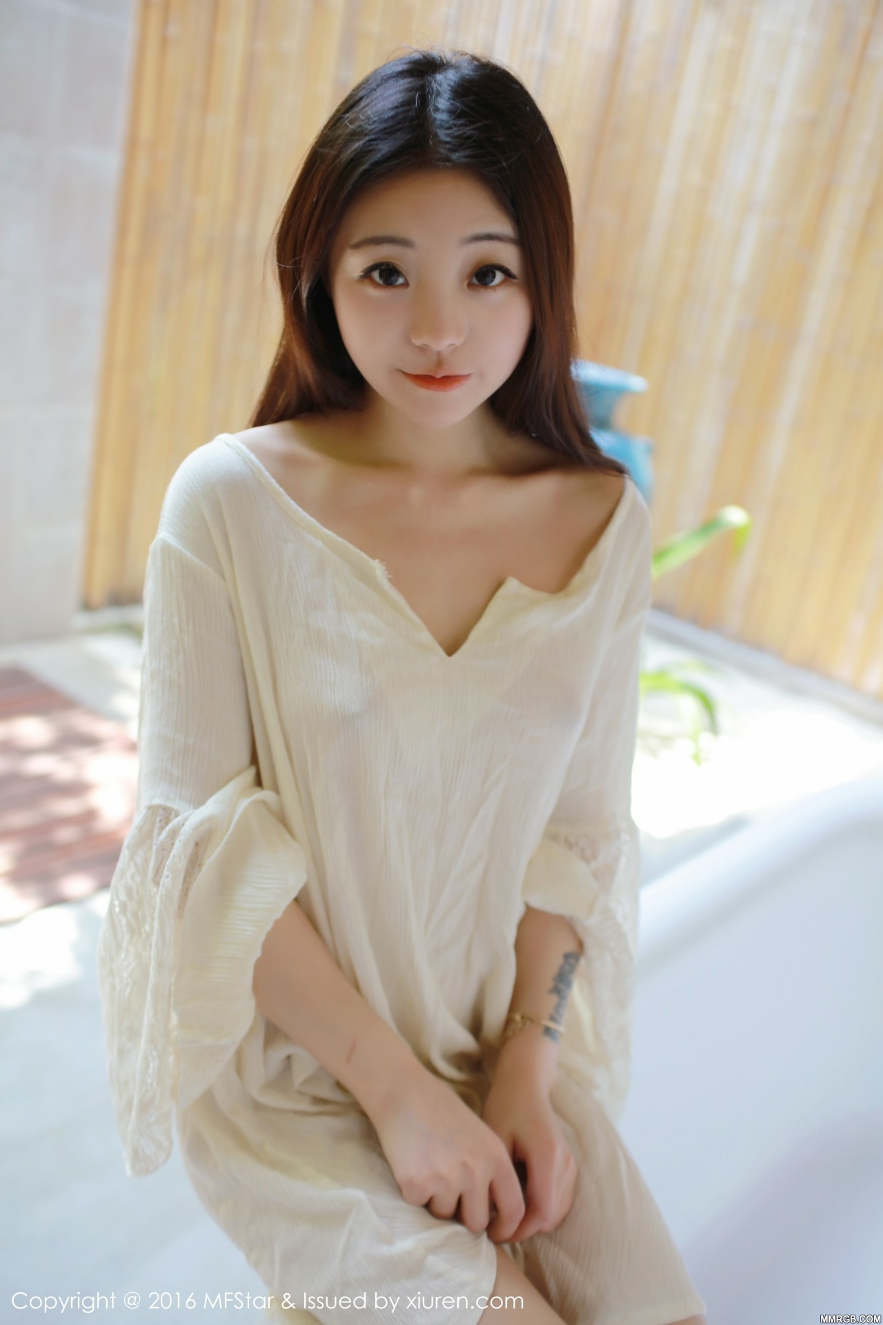 005.jpg
