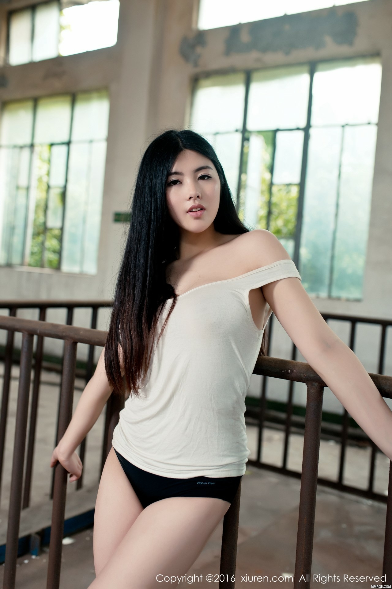 518_049_hkd_h.jpg