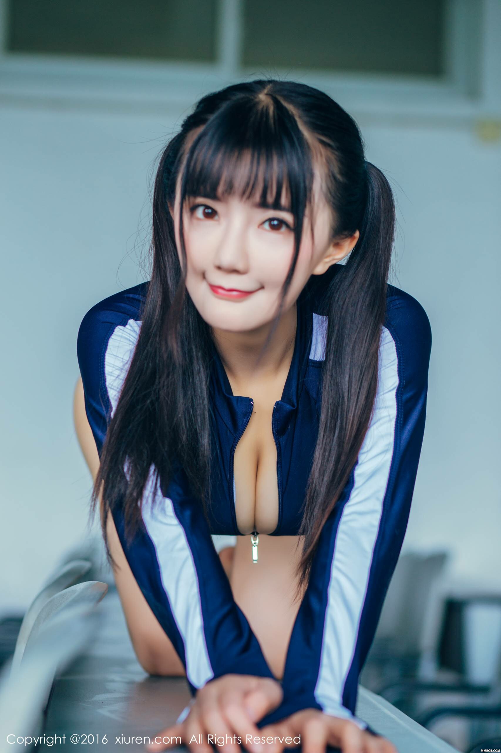 003.jpg