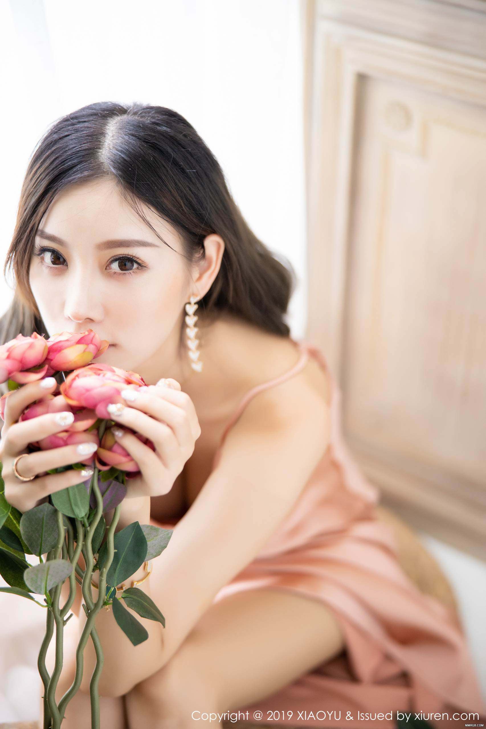 MMRGB.COM_XiaoYu语画界_2019.08.30_Vol.143_杨晨晨sugar_017.jpg