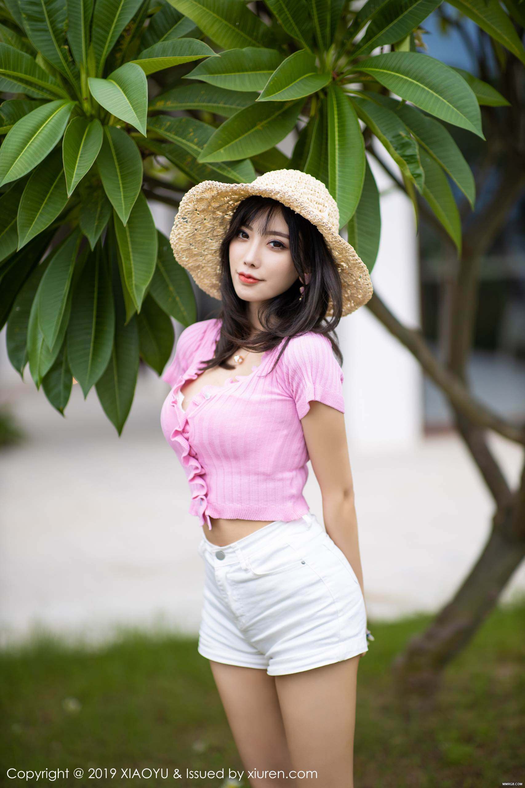 MMRGB.COM_XiaoYu语画界_2019.10.12_Vol.169_杨晨晨sugar_001.jpg