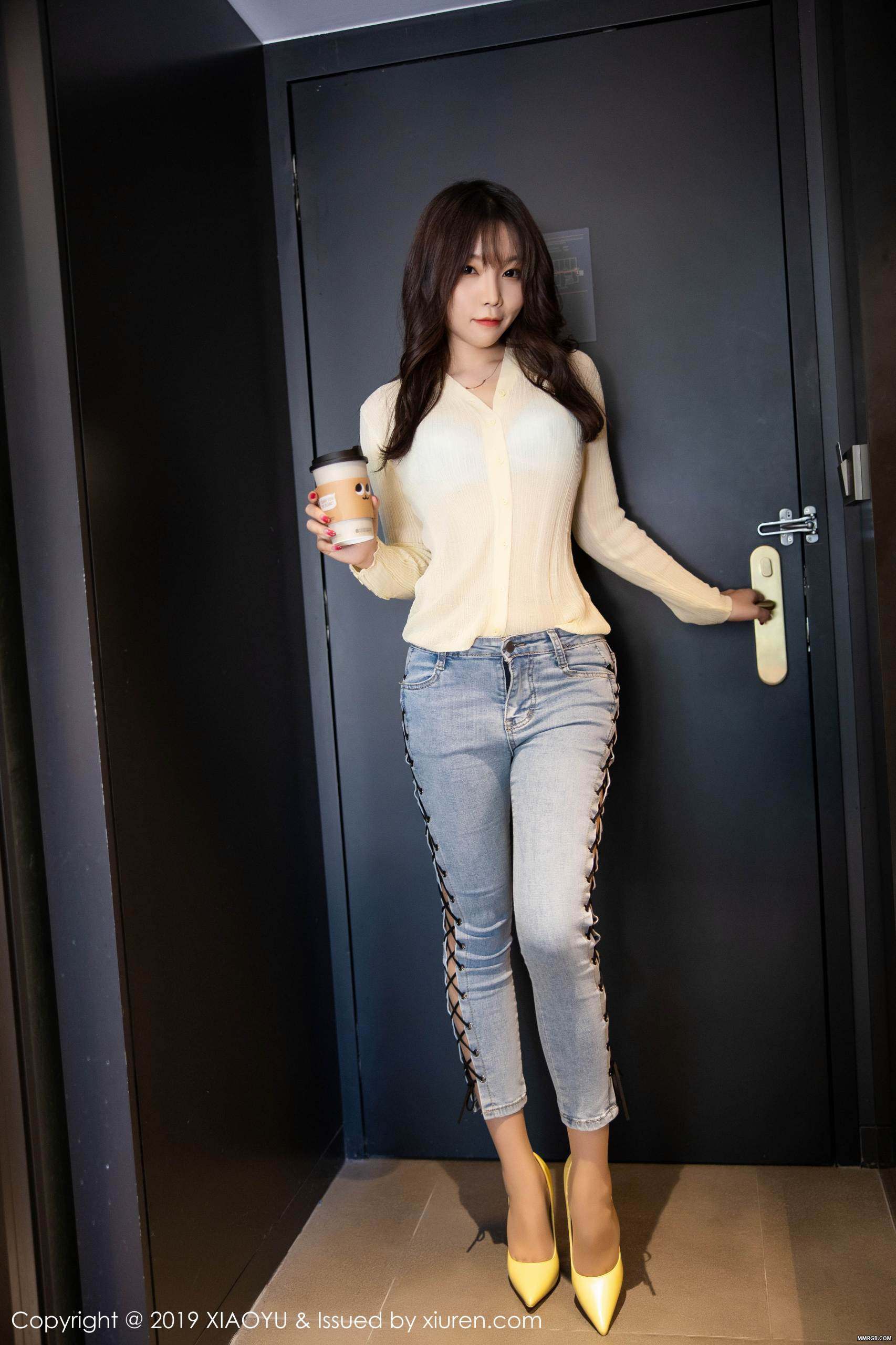 MMRGB.COM_XiaoYu语画界_2019.11.20_Vol.197_芝芝Booty_001.jpg