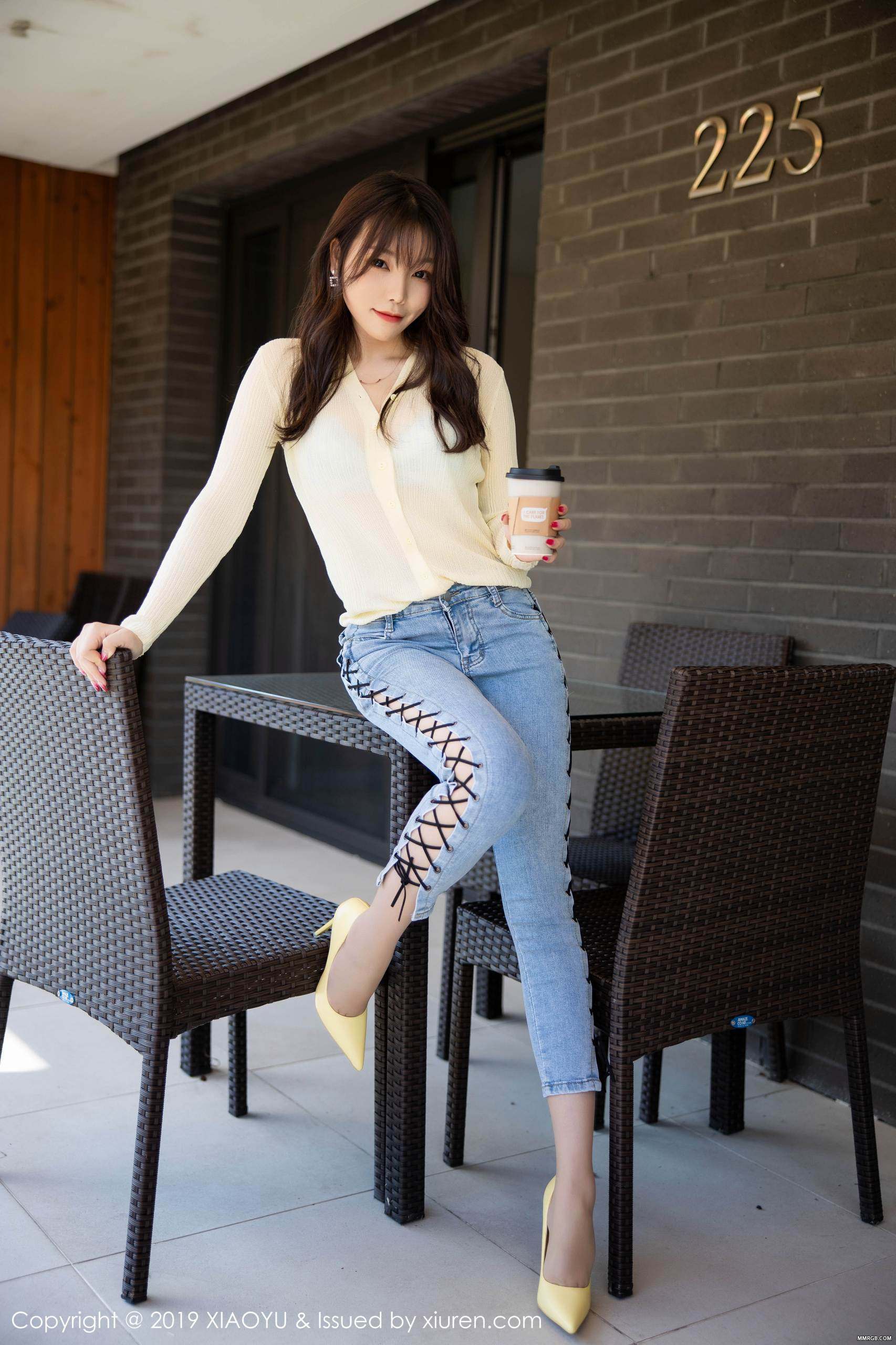 MMRGB.COM_XiaoYu语画界_2019.11.20_Vol.197_芝芝Booty_002.jpg