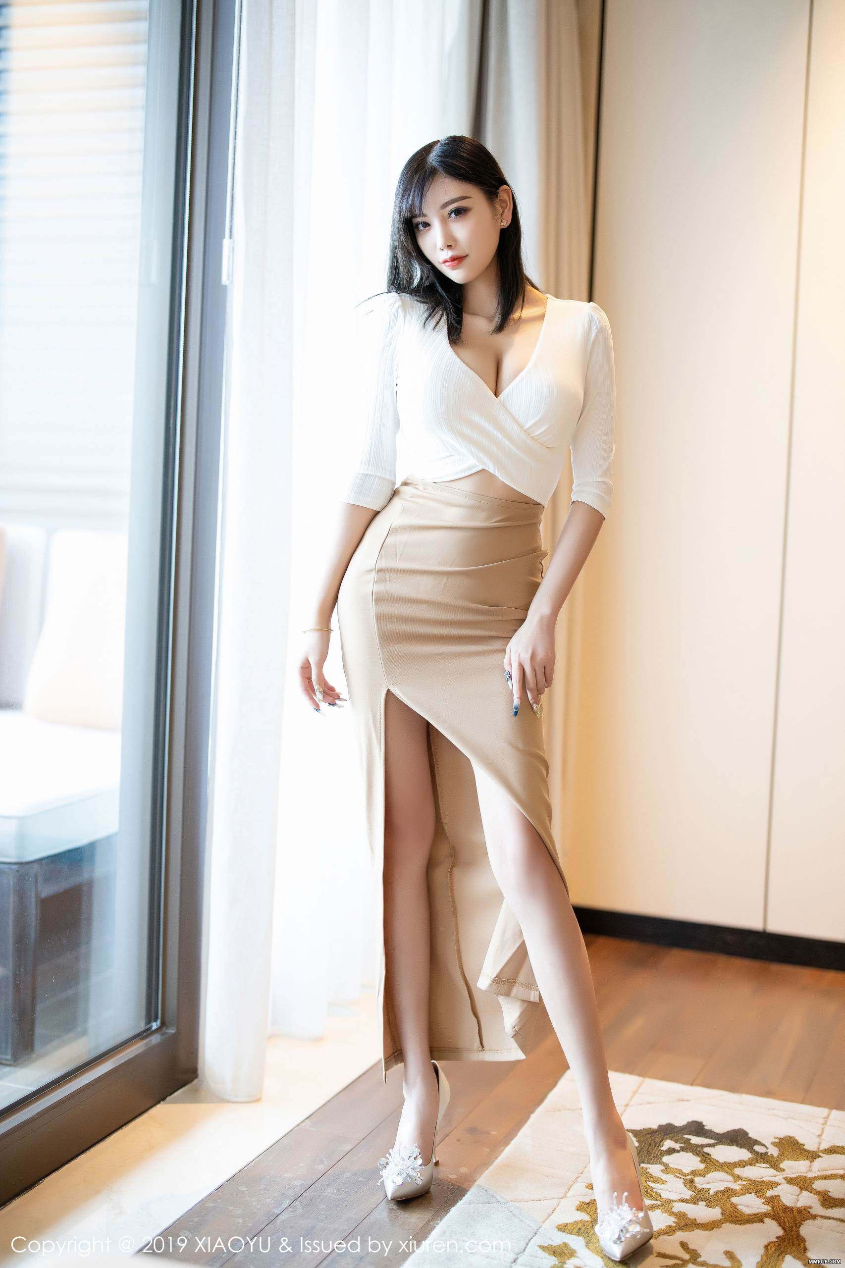 MMRGB.COM_XiaoYu语画界_2019.12.20_Vol.219_杨晨晨sugar_001.jpg