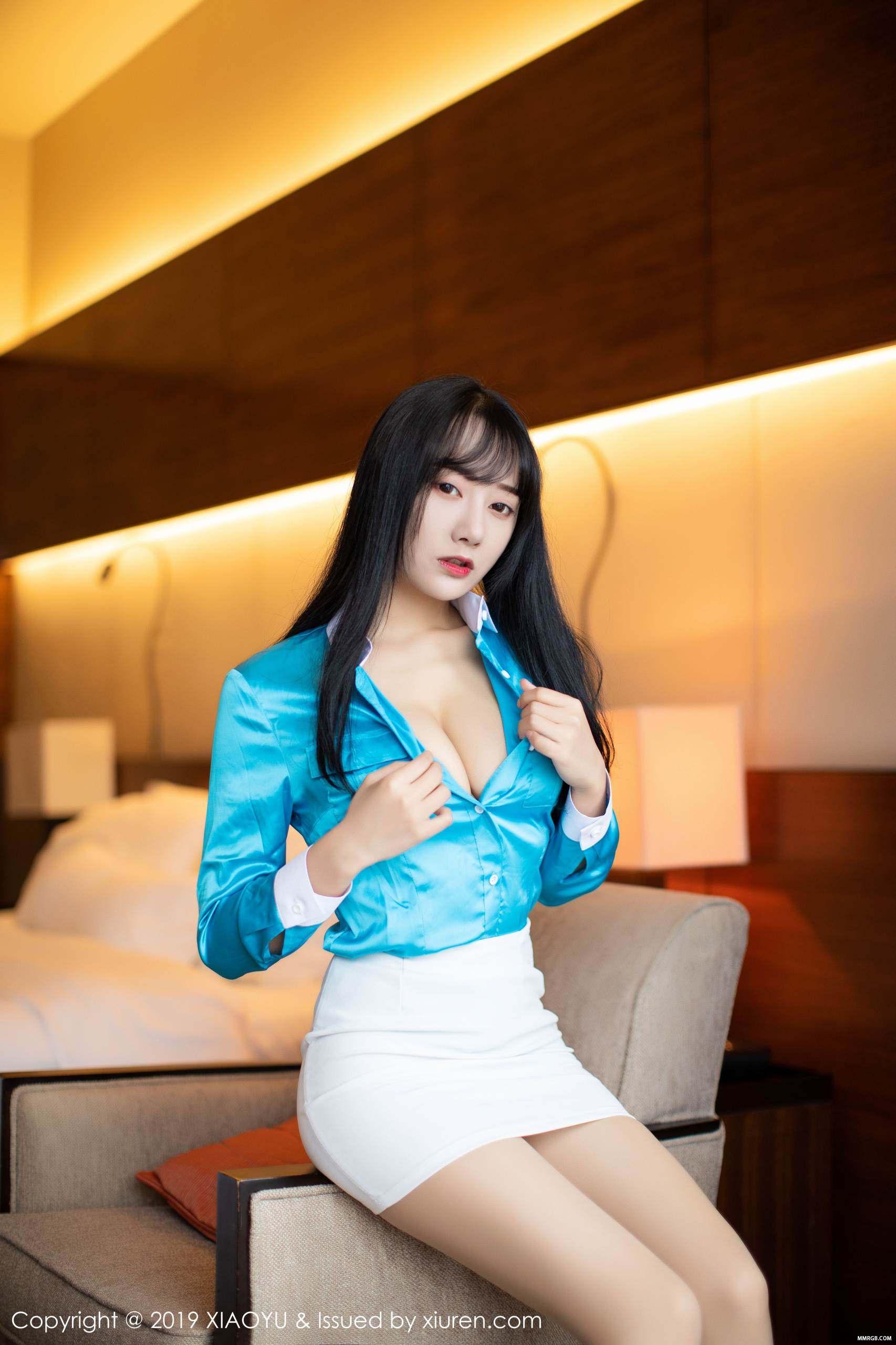 MMRGB.COM_XiaoYu语画界_2019.12.12_Vol.213_何嘉颖_014.jpg