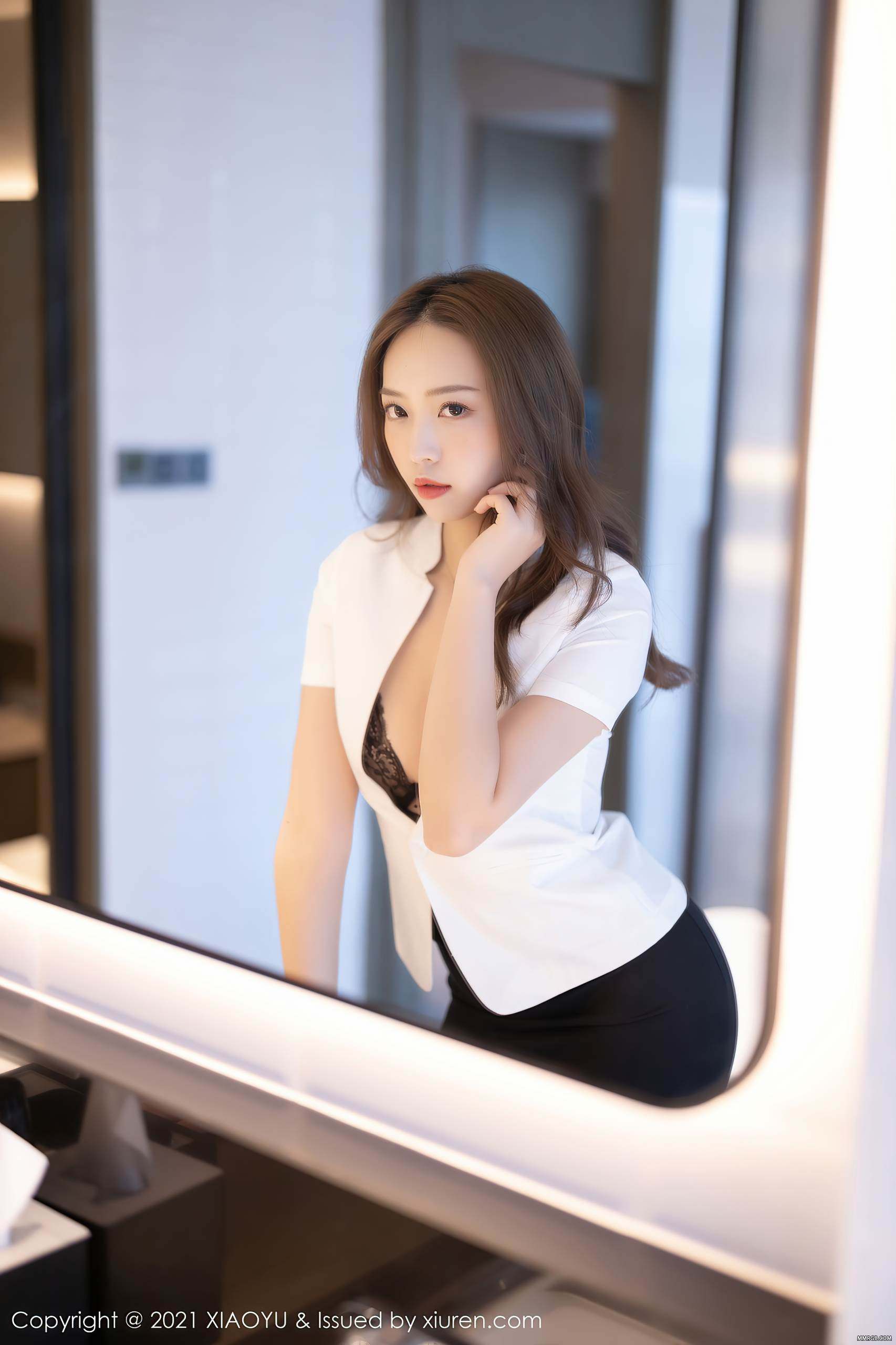 MMRGB.COM_XiaoYu语画界_2021.04.28_Vol.518_郑颖姗Bev_004.jpg