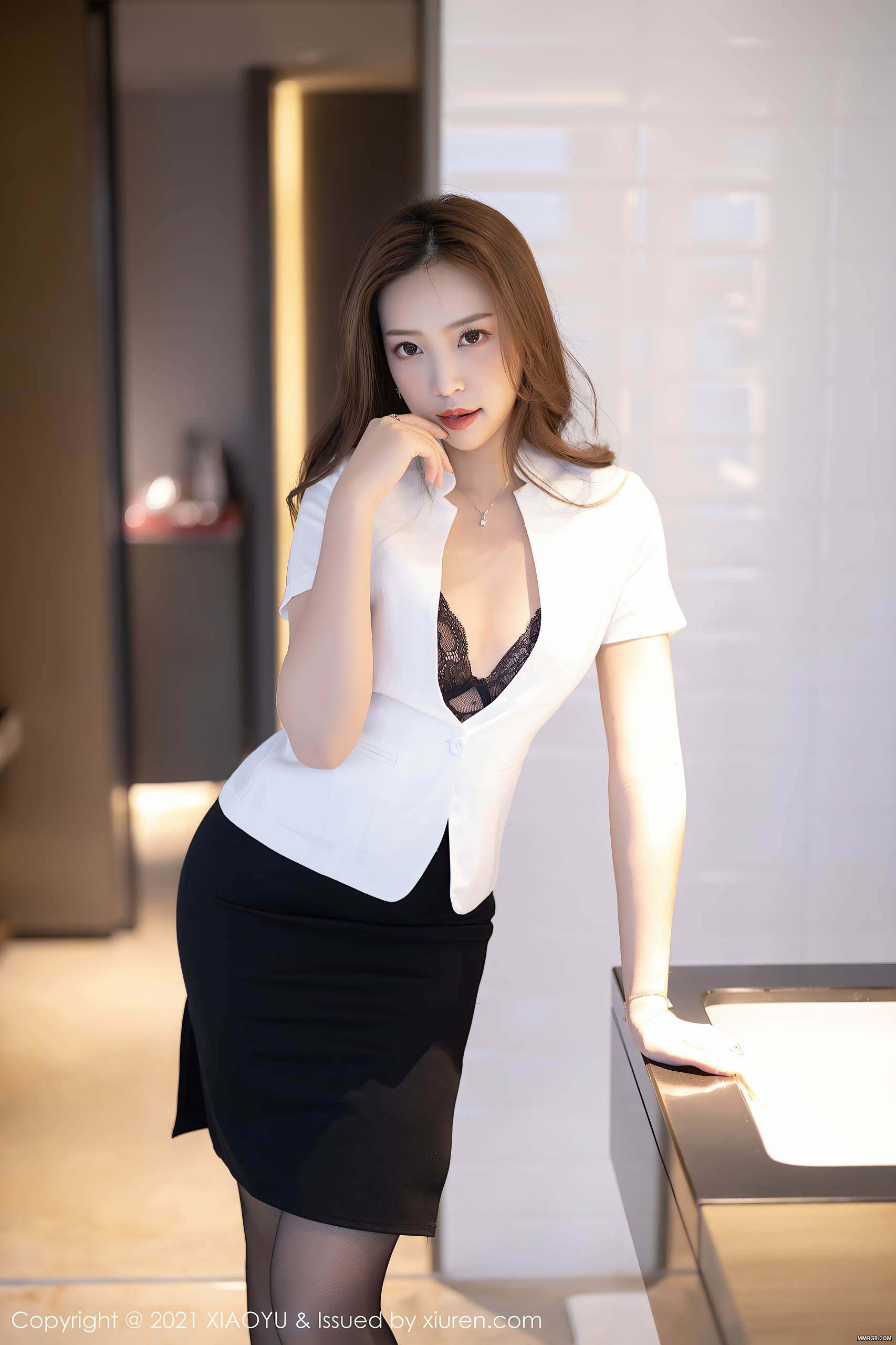 MMRGB.COM_XiaoYu语画界_2021.04.28_Vol.518_郑颖姗Bev_008.jpg