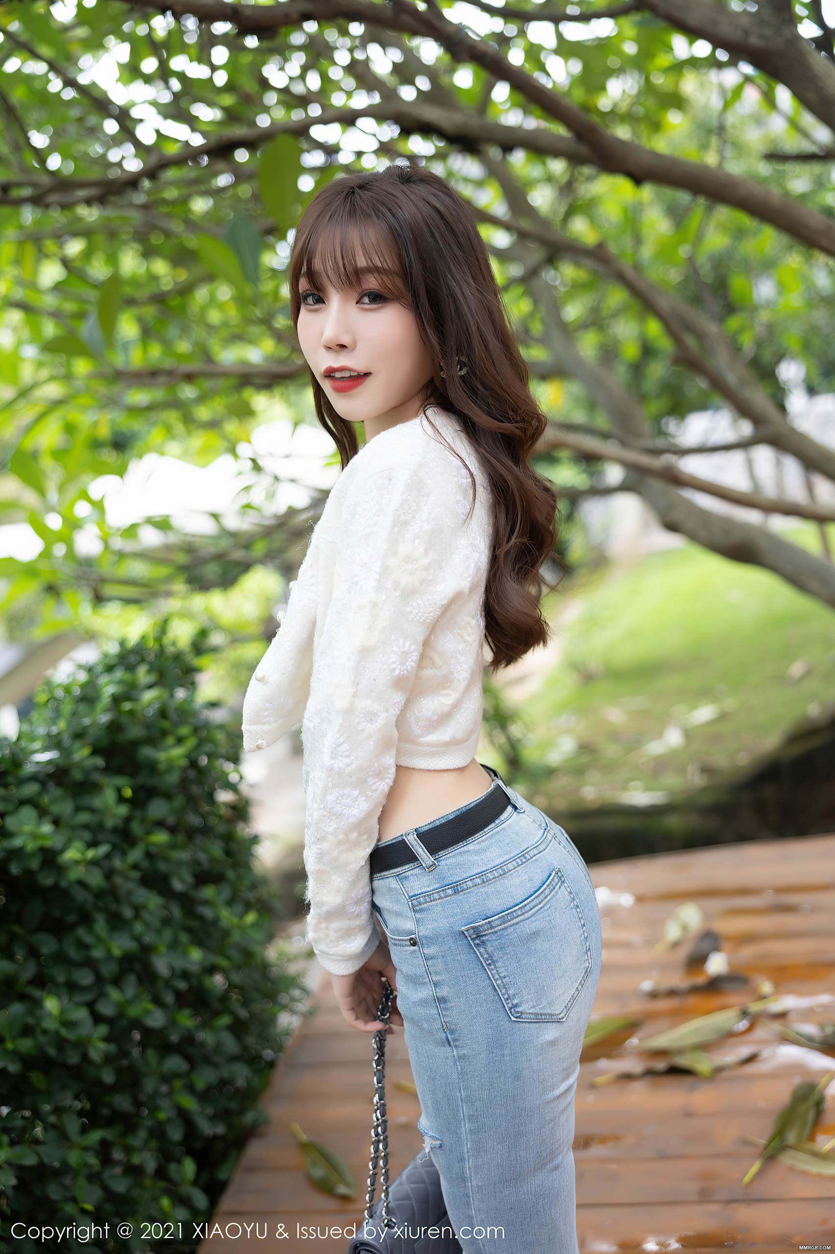 MMRGB.COM_XiaoYu语画界_2021.10.08_Vol.627_芝芝Booty_002.jpg