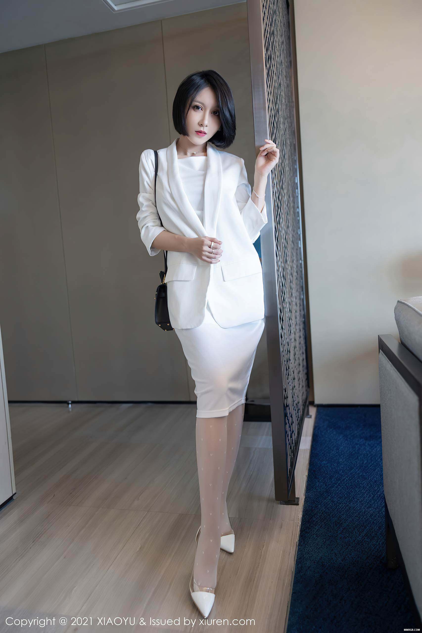 MMRGB.COM_XiaoYu语画界_2021.10.12_Vol.630_潘朵拉_Laa_002.jpg