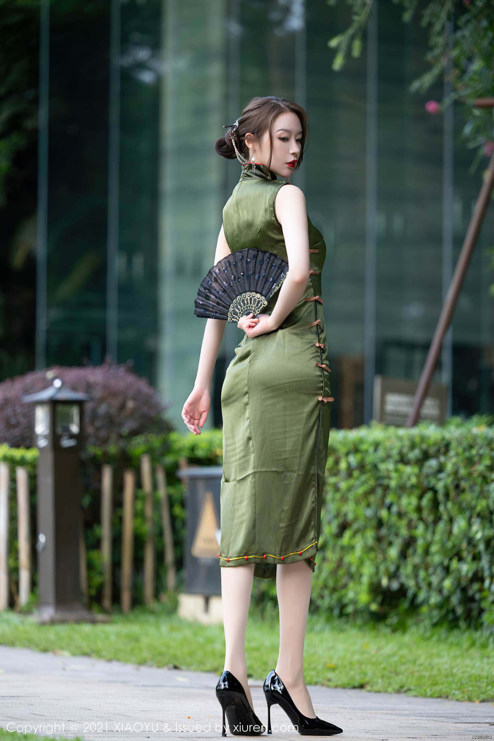 MMRGB.COM_XiaoYu语画界_2021.10.21_Vol.637_梦心月_001.jpg