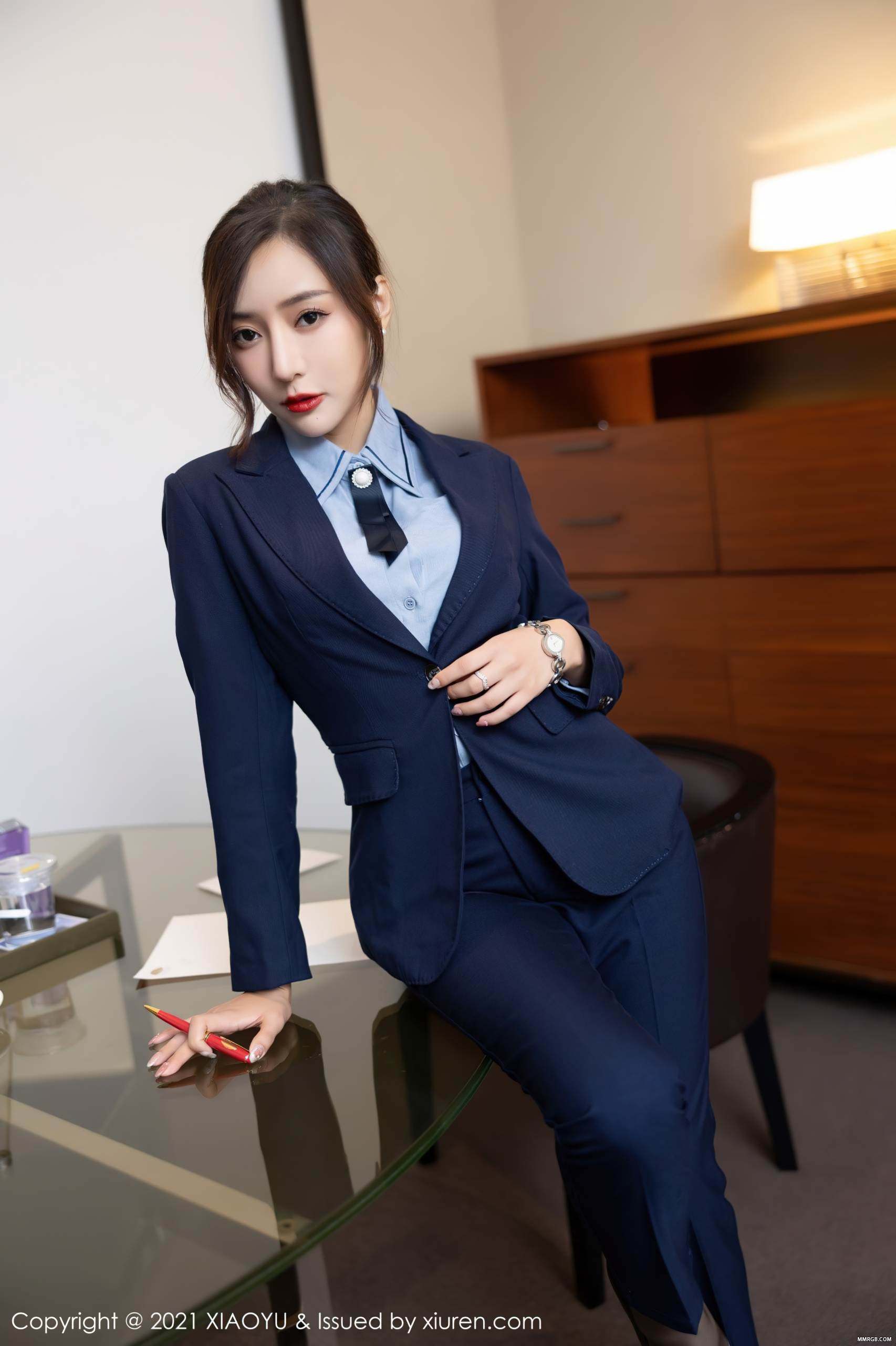 MMRGB.COM_XiaoYu语画界_2021.10.25_Vol.639_王馨瑶_011.jpg