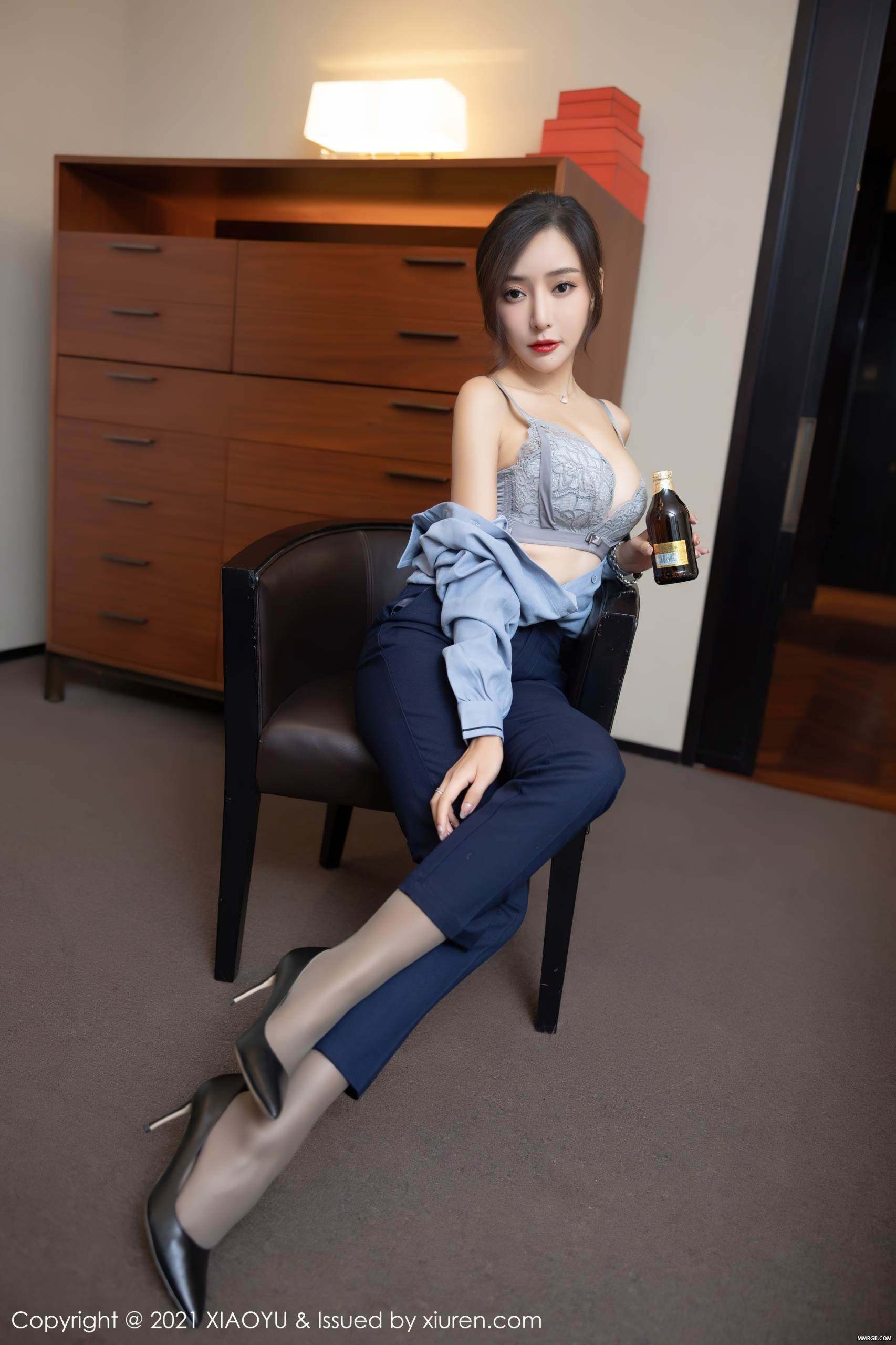 MMRGB.COM_XiaoYu语画界_2021.10.25_Vol.639_王馨瑶_036.jpg