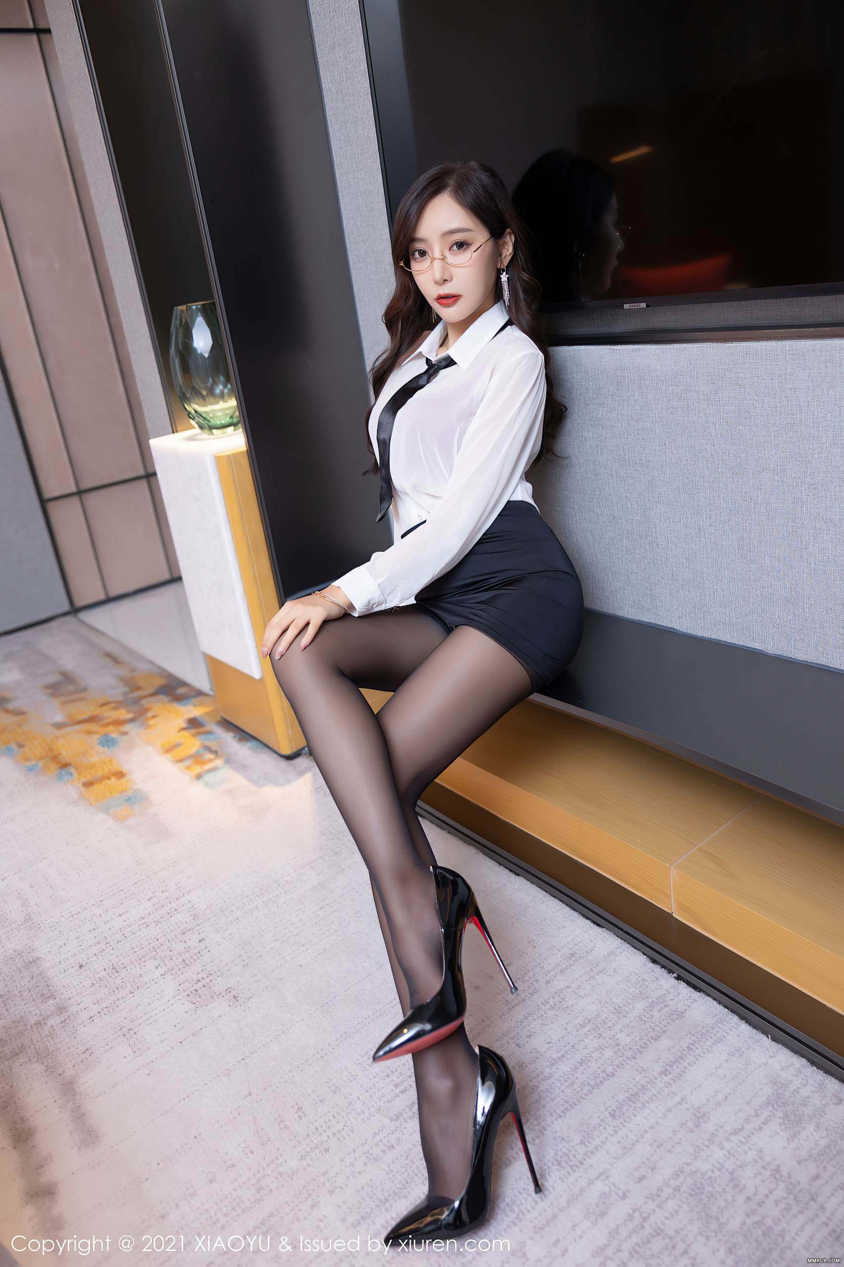 MMRGB.COM_XiaoYu语画界_2021.11.30_Vol.665_王馨瑶yanni_008.jpg