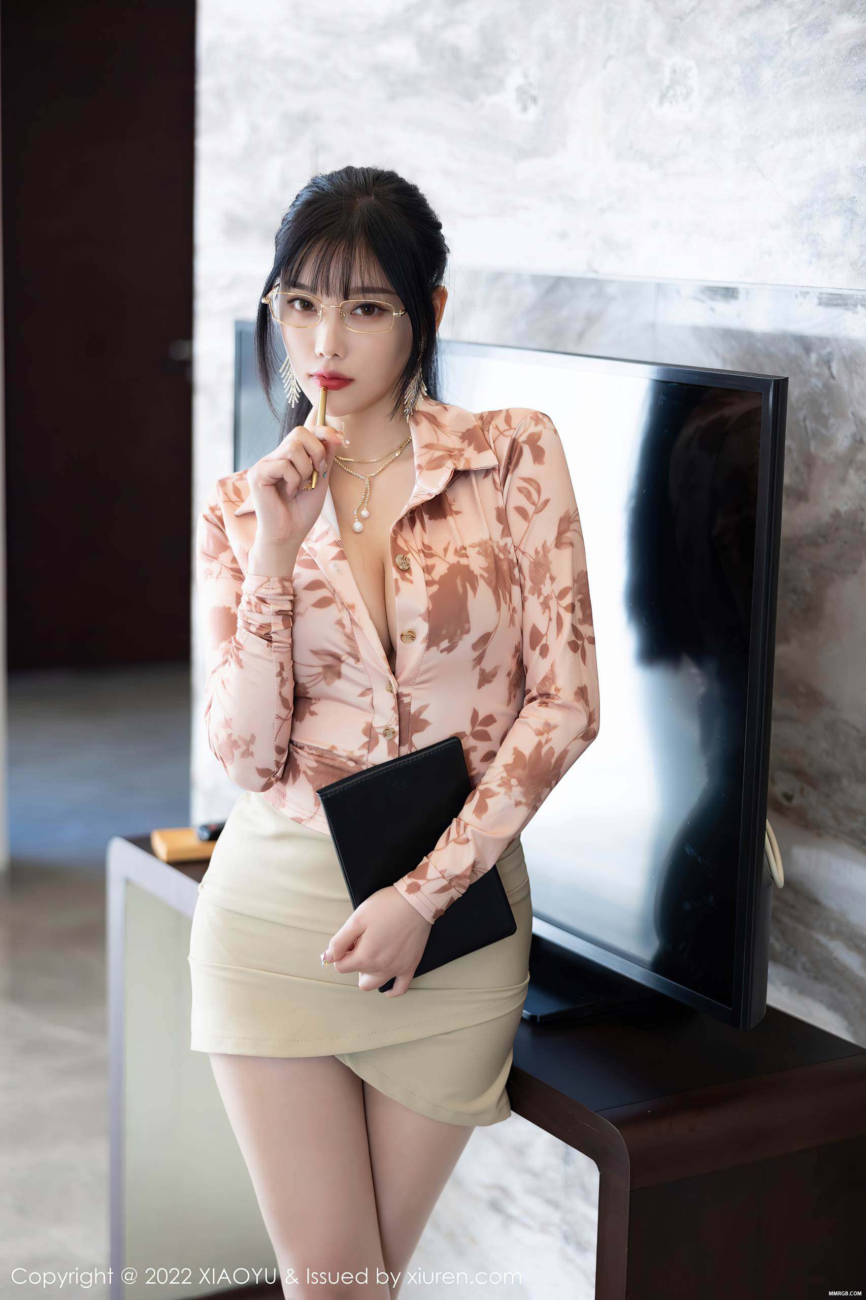 MMRGB.COM_XiaoYu语画界_2022.07.15_Vol.821_杨晨晨Yome_003.jpg