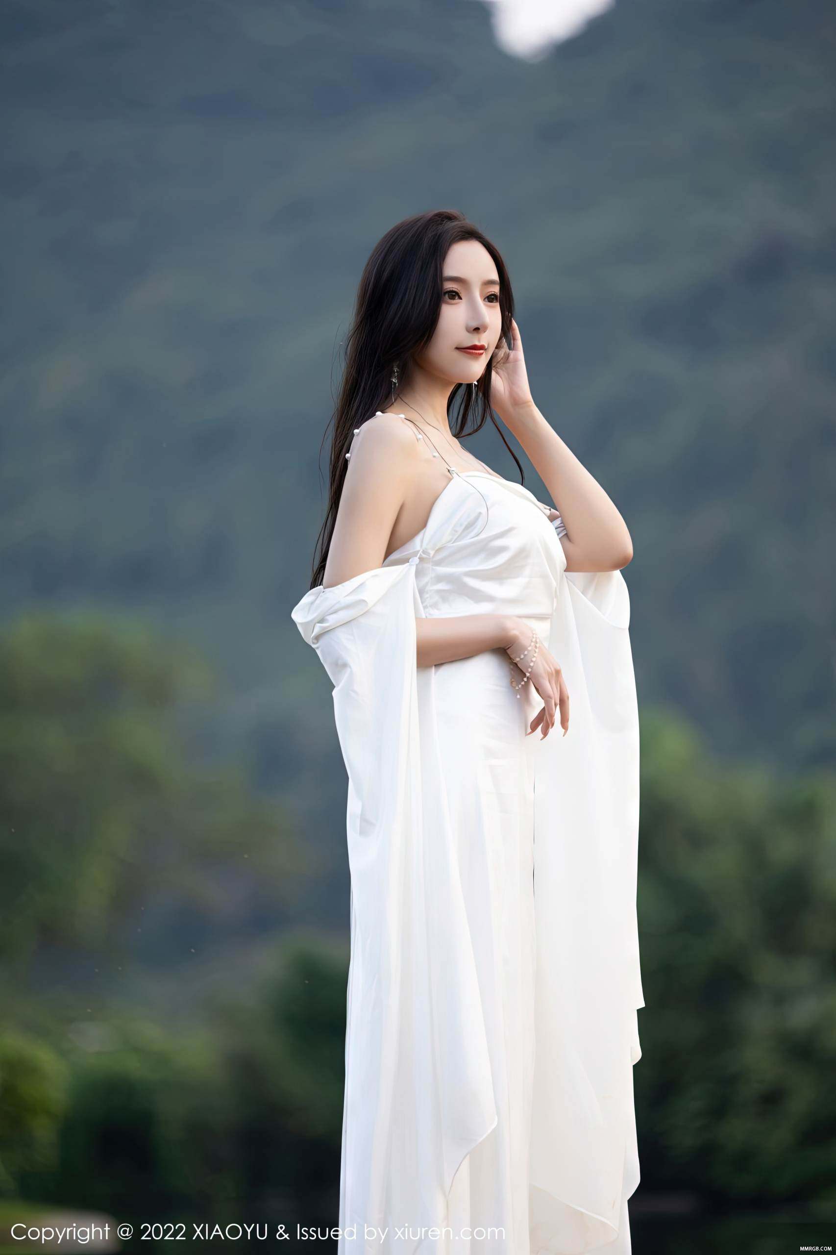 MMRGB.COM_XiaoYu语画界_2022.10.18_Vol.884_王馨瑶yanni_001.jpg