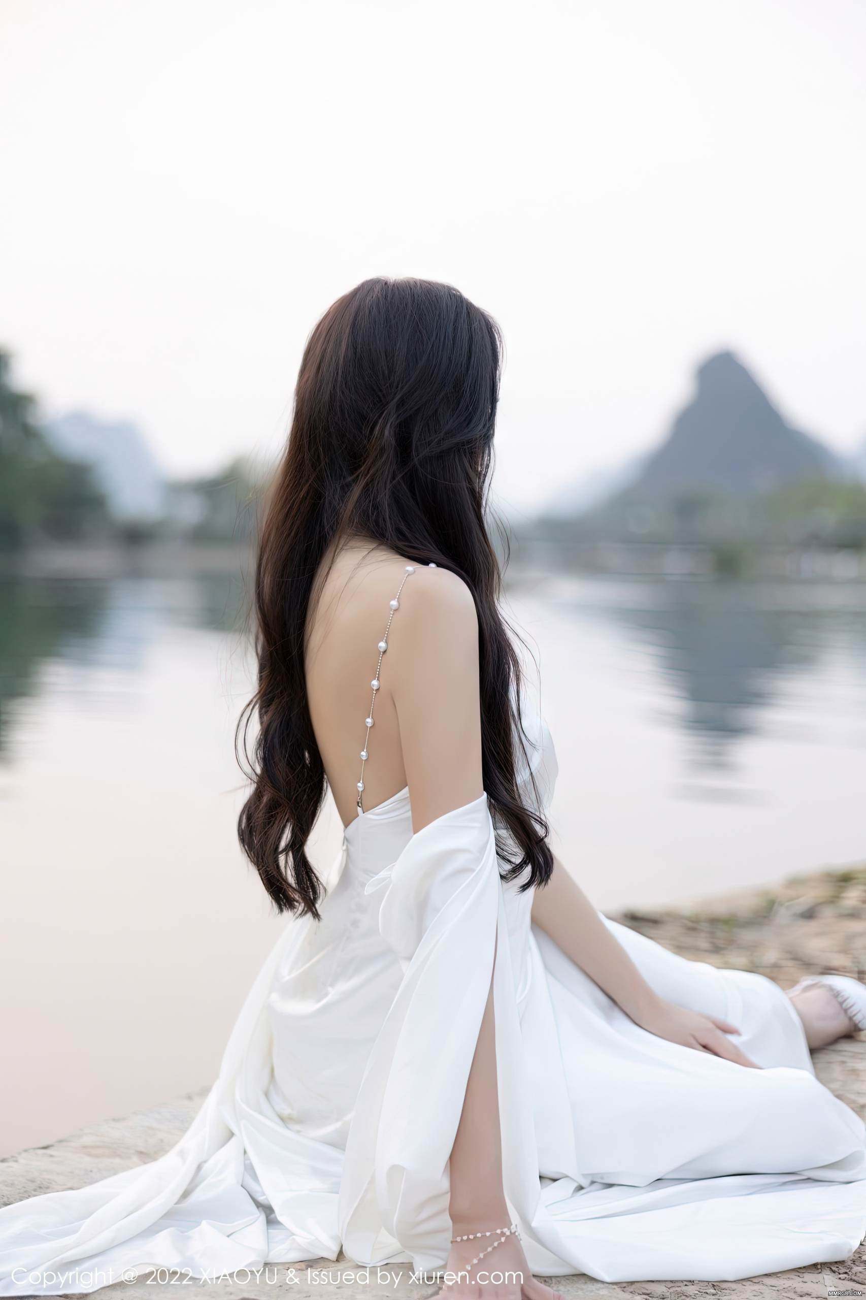 MMRGB.COM_XiaoYu语画界_2022.10.18_Vol.884_王馨瑶yanni_002.jpg