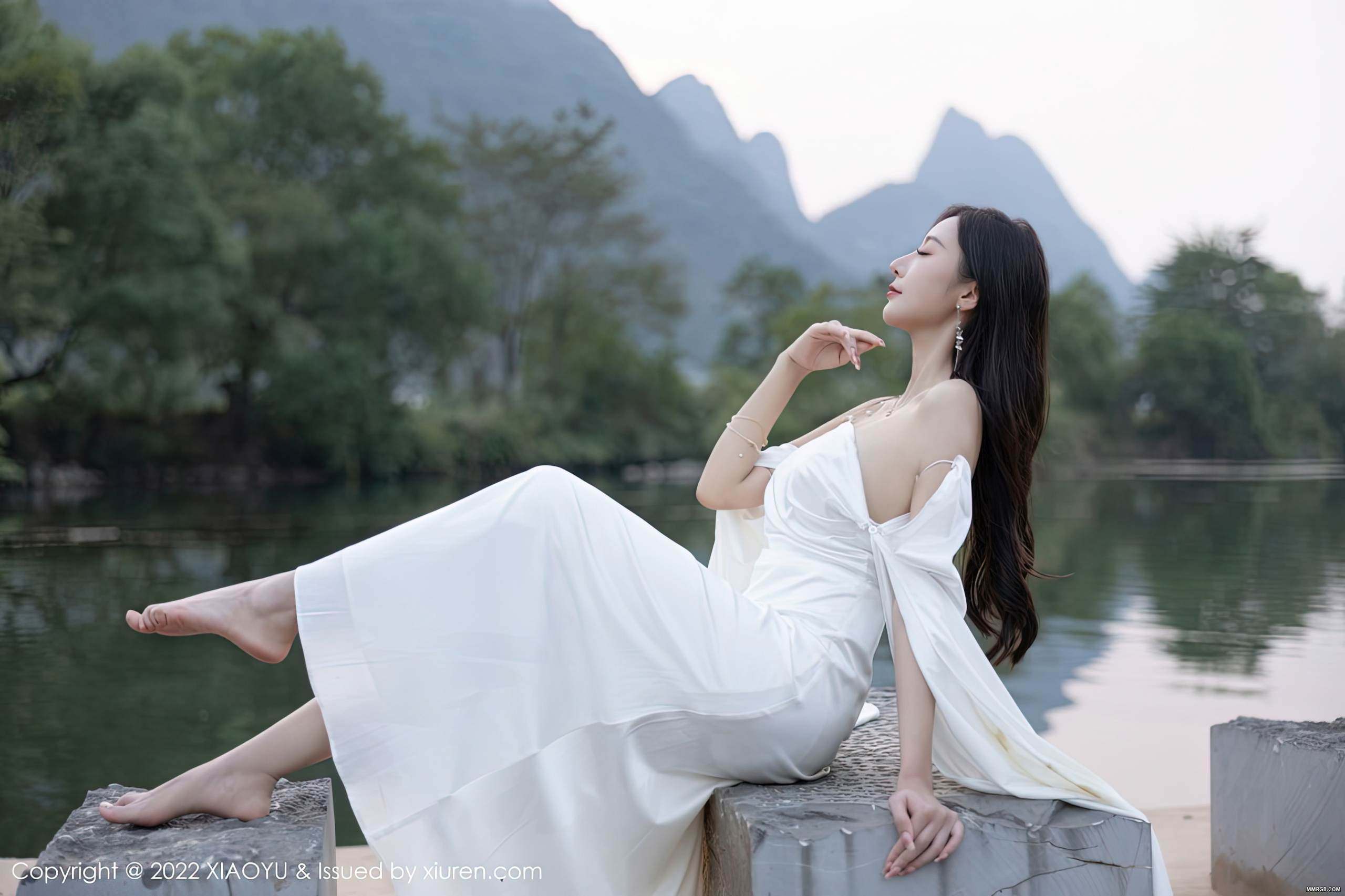 MMRGB.COM_XiaoYu语画界_2022.10.18_Vol.884_王馨瑶yanni_003.jpg