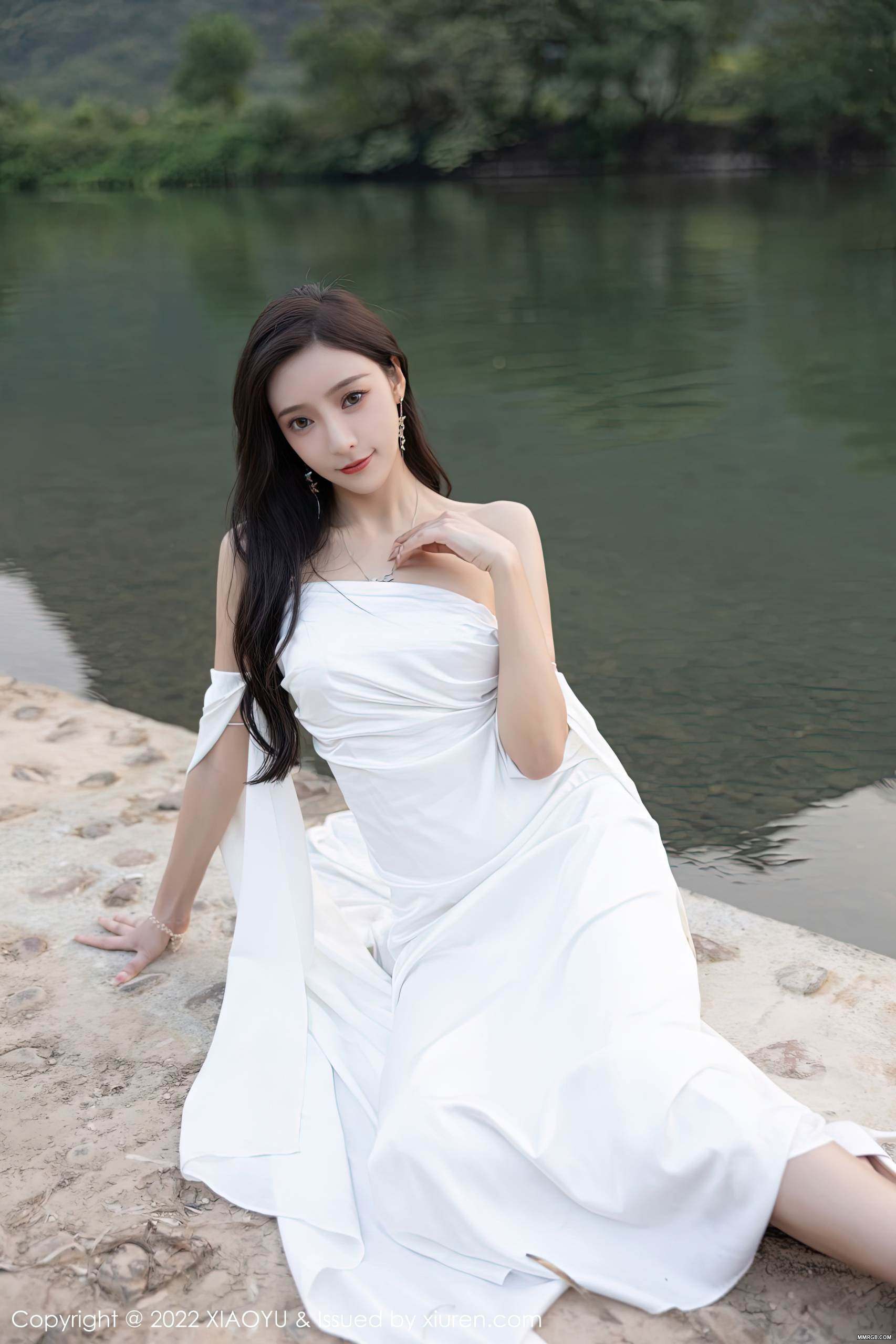MMRGB.COM_XiaoYu语画界_2022.10.18_Vol.884_王馨瑶yanni_018.jpg
