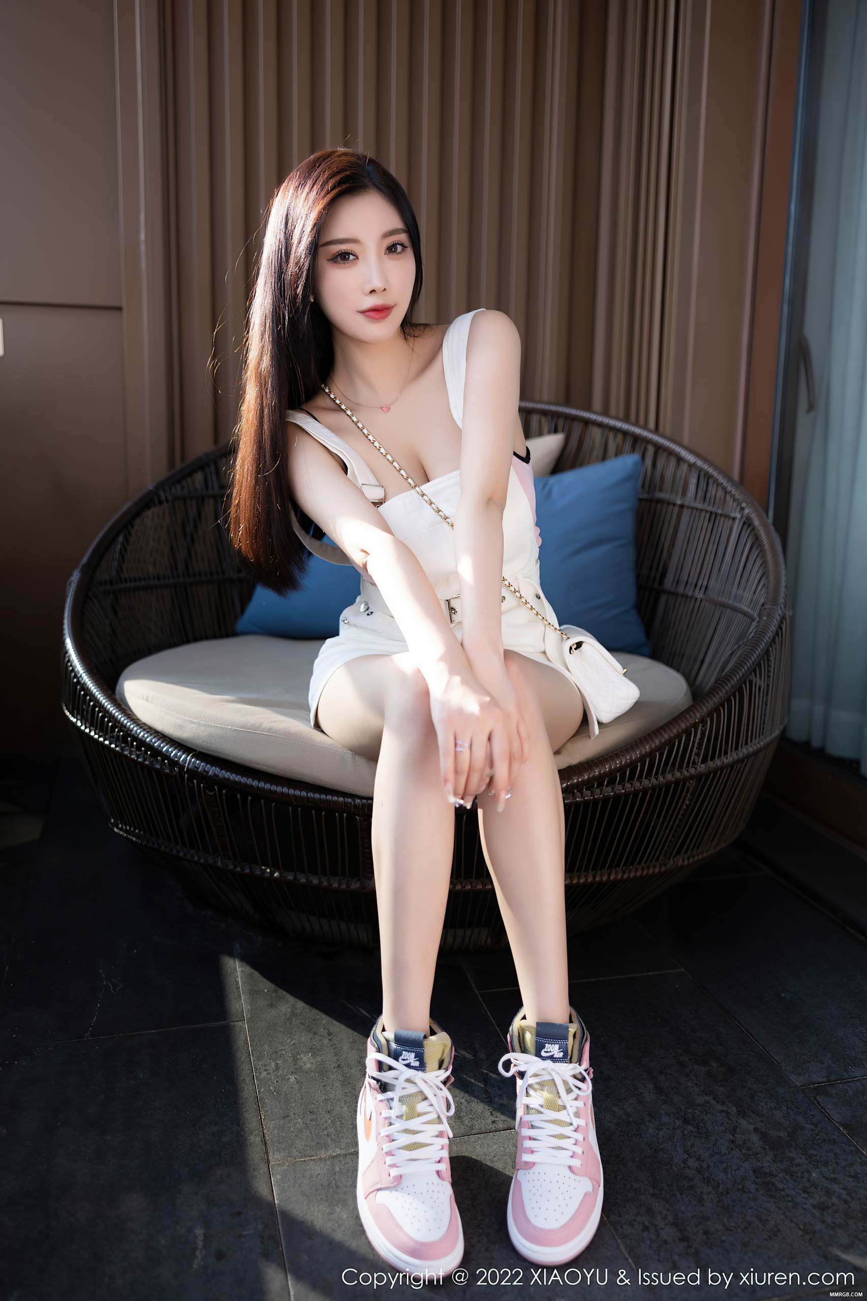 MMRGB.COM_XiaoYu语画界_2022.10.21_Vol.887_杨晨晨Yome_009.jpg