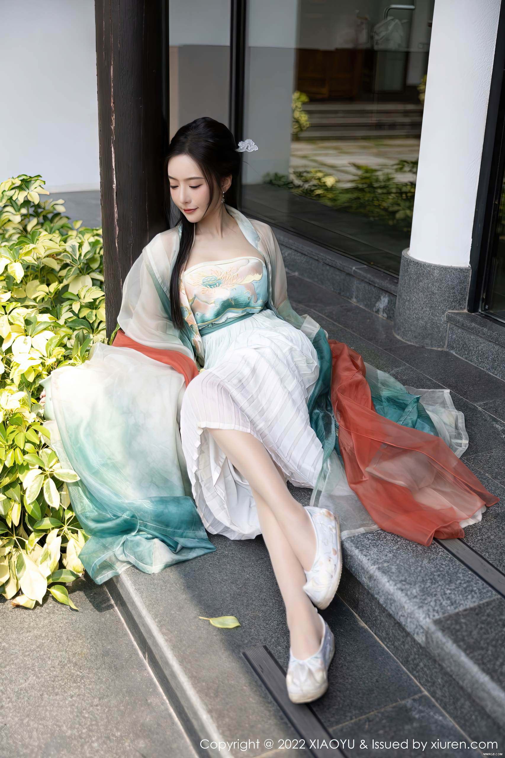 MMRGB.COM_XiaoYu语画界_2022.10.25_Vol.889_王馨瑶yanni_029.jpg