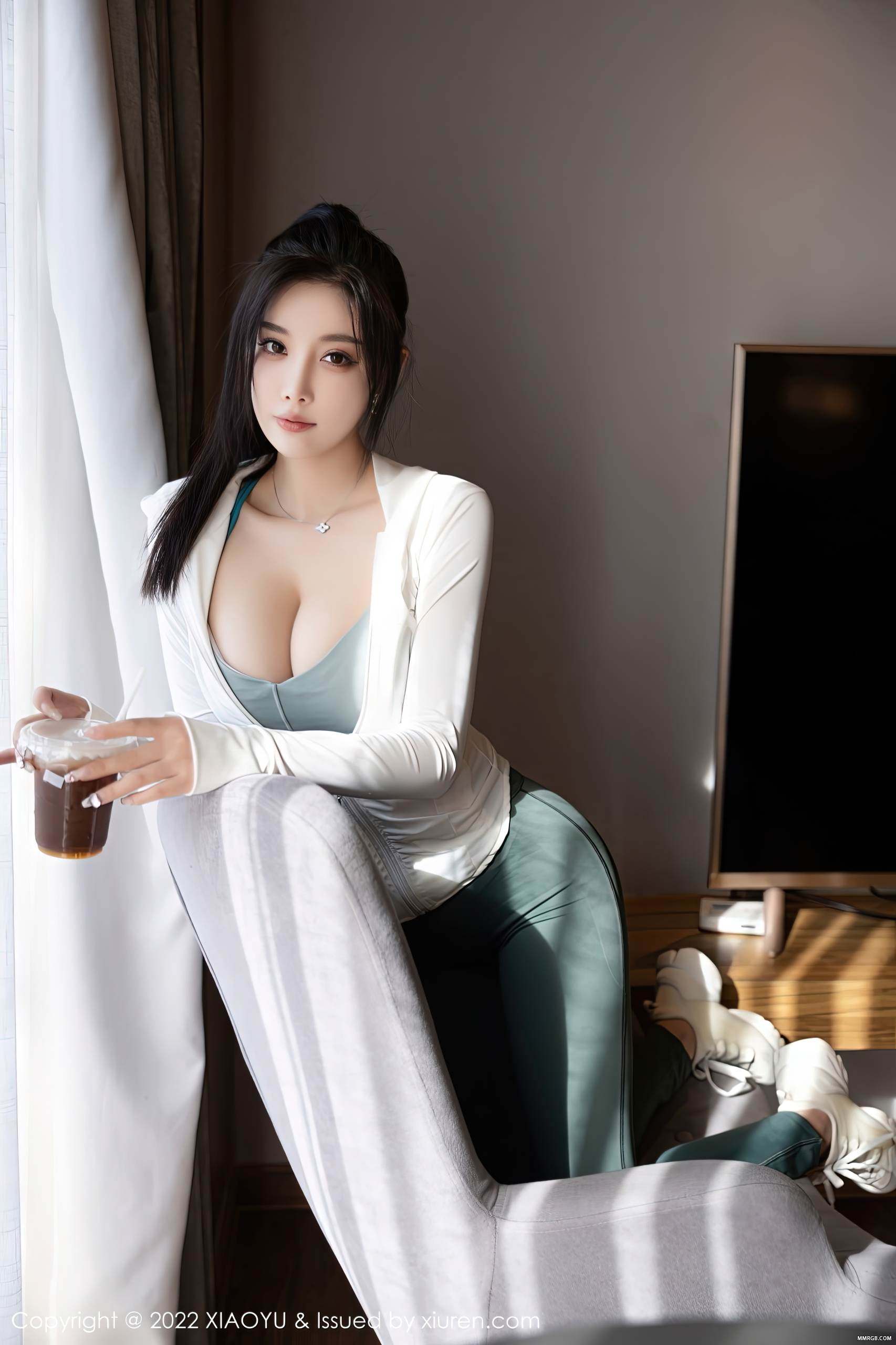 MMRGB.COM_XiaoYu语画界_2022.10.28_Vol.892_杨晨晨Yome_032.jpg
