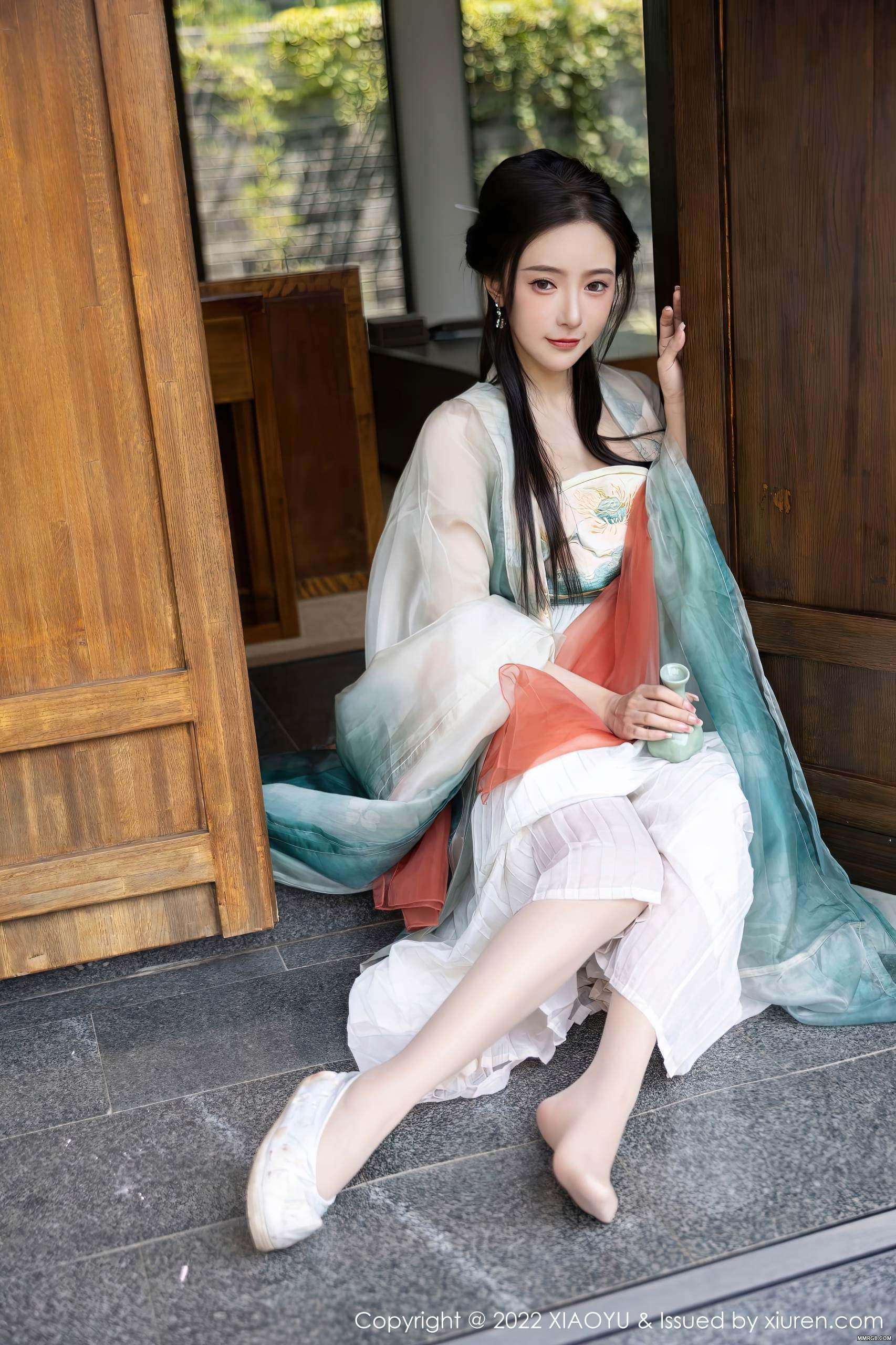 MMRGB.COM_XiaoYu语画界_2022.10.25_Vol.889_王馨瑶yanni_038.jpg