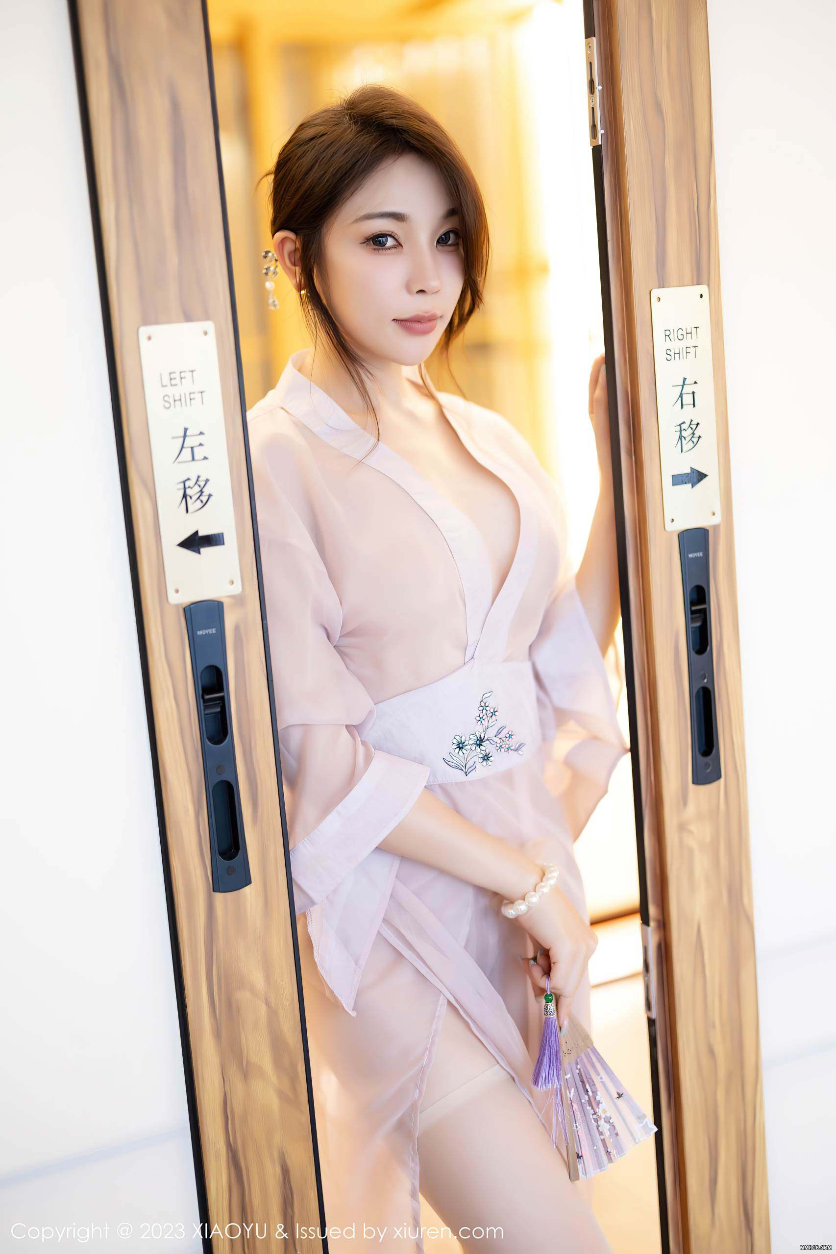 MMRGB.COM_XiaoYu语画界_2023.07.24_Vol.1076_徐莉芝Booty_001.jpg