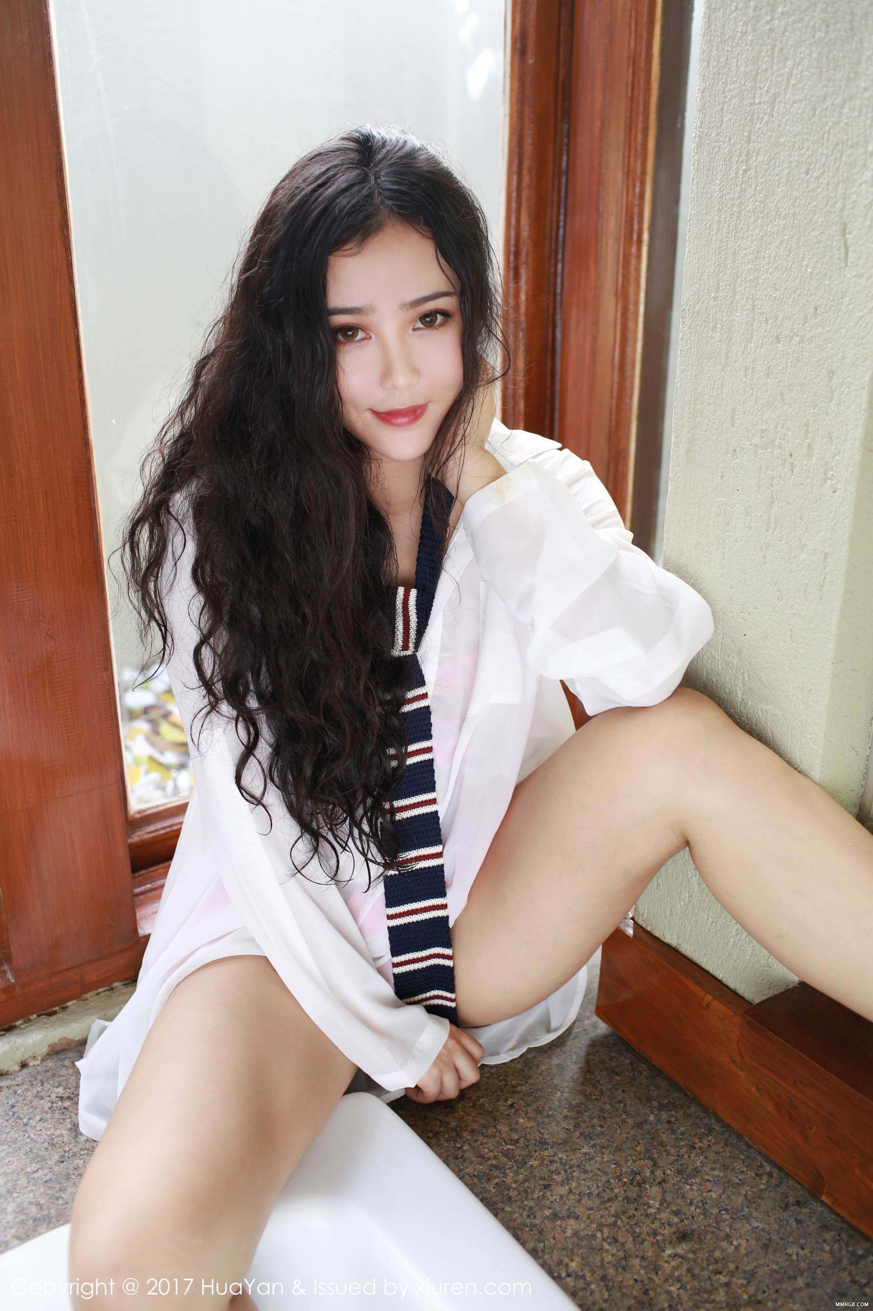 MMRGB.COM_HuaYan花の颜_2017.02.15_Vol.028_Manuela玛鲁娜_017.jpg