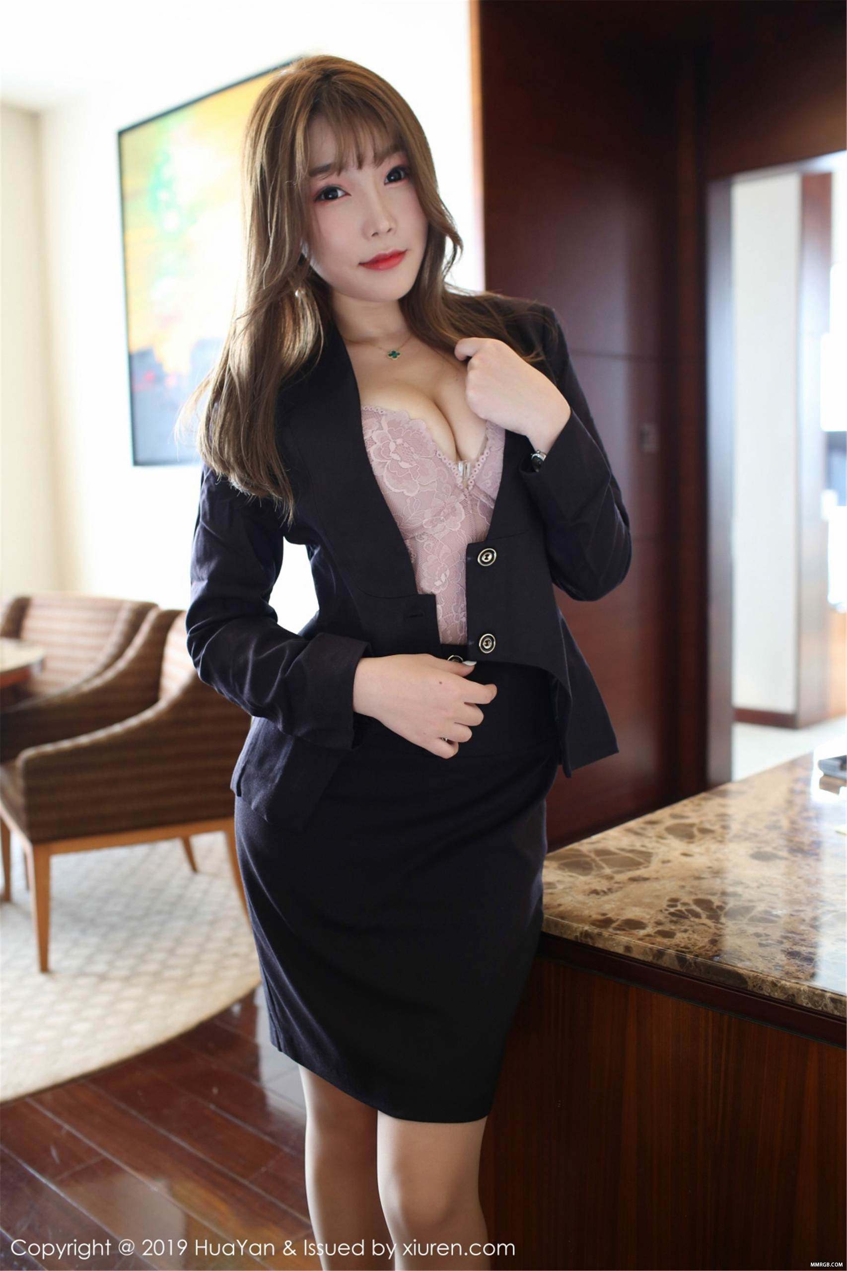 MMRGB.COM_HuaYan花の颜_2019.07.20_Vol.069_芝芝Booty_002.jpg